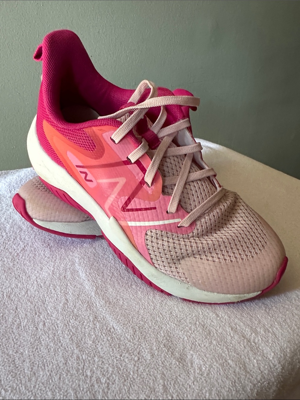 Girls New Balance Rave Run